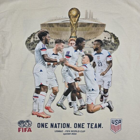 Vibras USA Soccer 2022 World Cup Qatar USMNT T-Shirt Size XL Streetwear Futbol - Picture 7 of 8